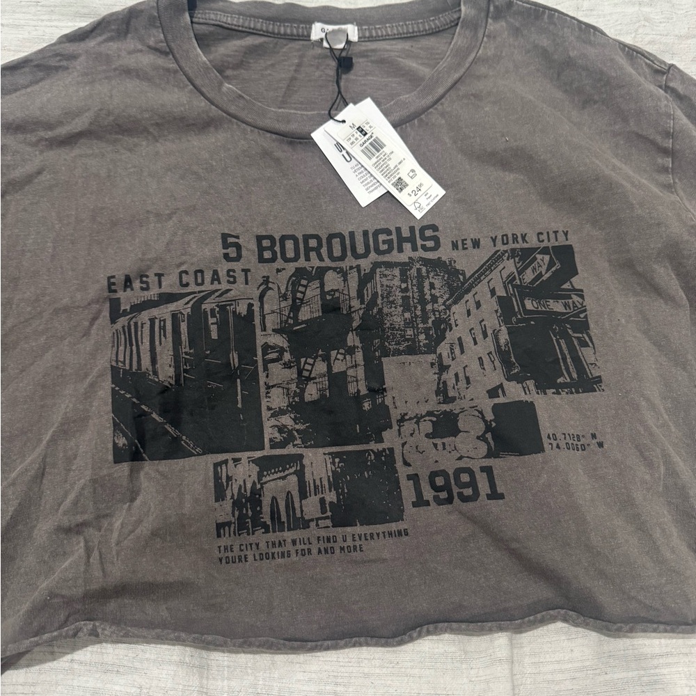 Garage Crop Gray Short Sleeve Tee with NYC Graphic